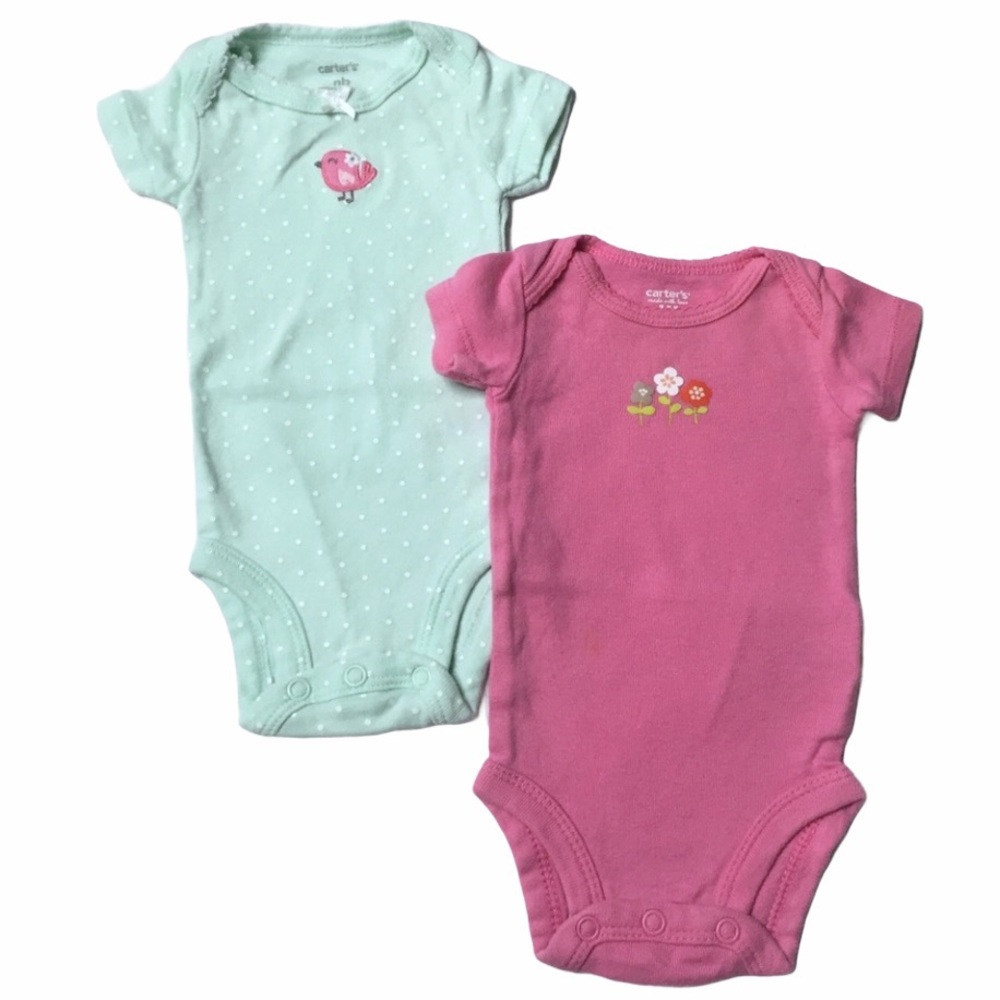 Two CARTER’S Onesies Bodysuits Short Sleeve Cotton Girls Size Newborn